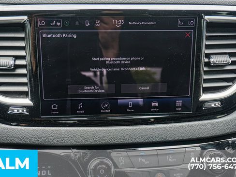 Used 2023 Chrysler Pacifica Touring-L FWD image 40