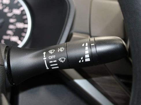 Used 2024 Nissan Altima 2.5 SV FWD image 37