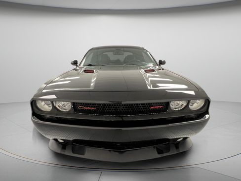 Used 2012 Dodge Challenger SRT8 RWD image 2