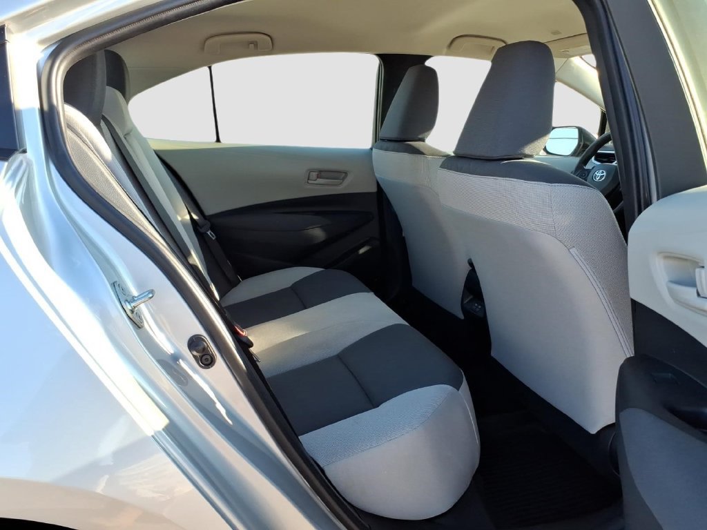 Used 2024 Toyota Corolla LE FWD image 13