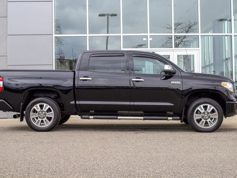Used 2017 Toyota Tundra Platinum image 4