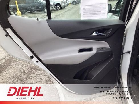 Used 2018 Chevrolet Equinox LS image 12