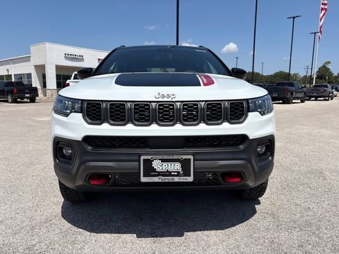 New 2026 Jeep Compass Trailhawk AWD/4WD image 9