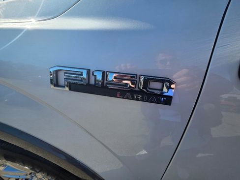 Used 2018 Ford F150 Lariat w/ Equipment Group 502A Luxury image 5