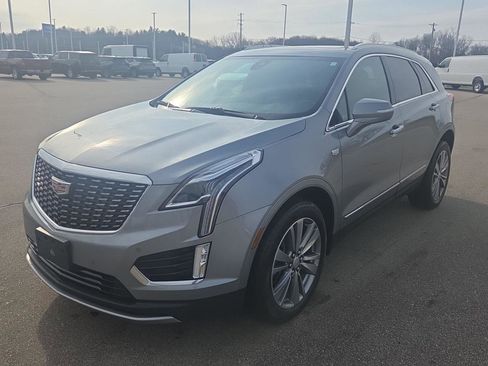 Used 2024 Cadillac XT5 Premium Luxury image 11
