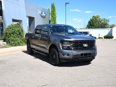 New 2025 Ford F150 XLT w/ Equipment Group 302A MID image 9