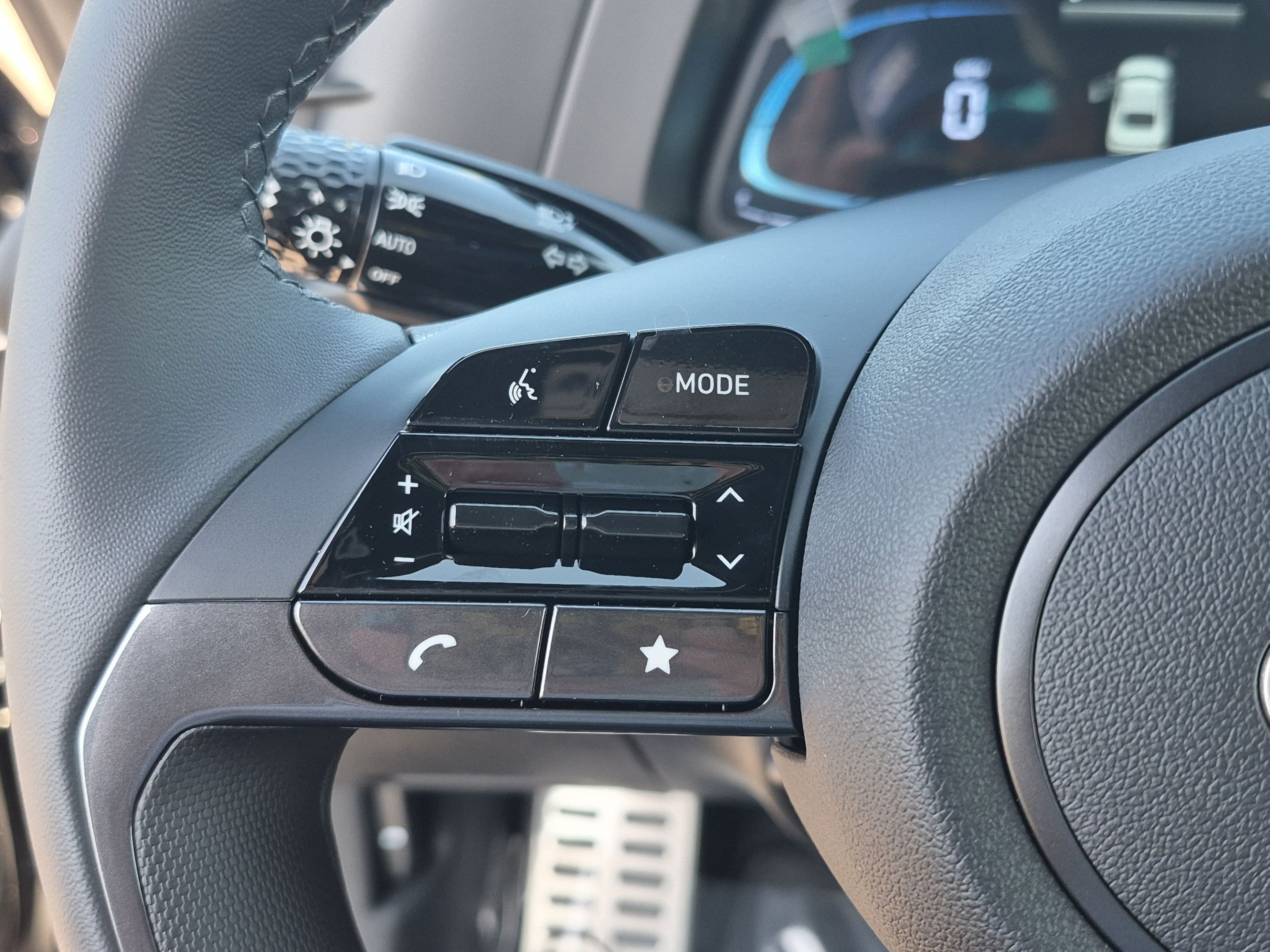 New 2026 Hyundai Elantra SEL Sport FWD image 27