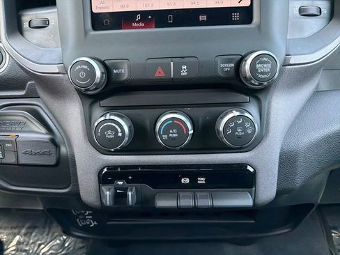 Used 2024 RAM 3500 Tradesman w/ Chrome Appearance Group AWD/4WD image 14