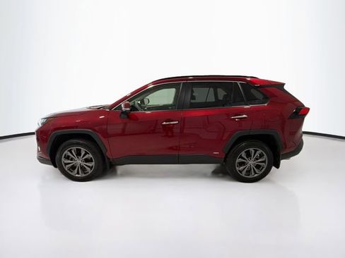Certified 2025 Toyota RAV4 Limited w/ Advanced Technology Package AWD/4WD image 4