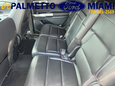 Used 2023 Ford Explorer XLT w/ Equipment Group 202A RWD image 12