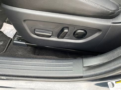 Used 2025 MAZDA CX-50 AWD 2.5 S w/ Preferred Package image 42