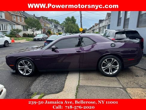Used 2020 Dodge Challenger R/T w/ Shaker Package RWD image 3