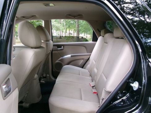 Used 2009 Kia Sportage LX FWD image 32