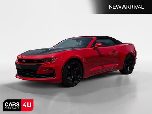 Used 2020 Chevrolet Camaro SS RWD image 3