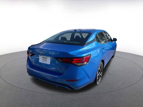 Used 2025 Nissan Sentra SV image 14
