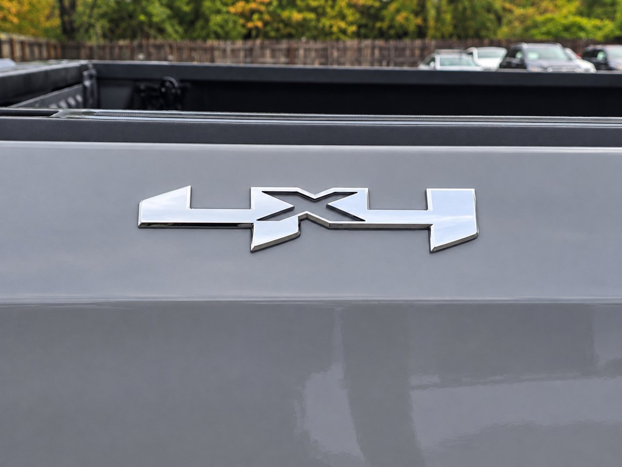 Used 2024 GMC Sierra 1500 Pro w/ Graphite Edition AWD/4WD image 8