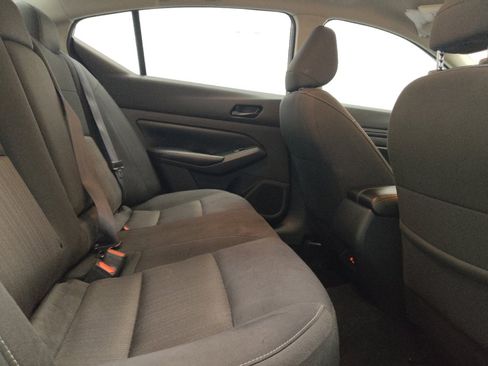 Used 2024 Nissan Altima 2.5 SV FWD image 19