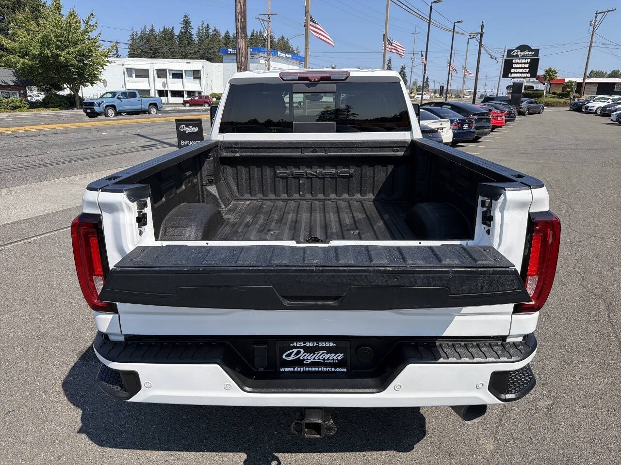 Used 2021 GMC Sierra 3500 Denali w/ Denali Ultimate Package AWD/4WD image 7