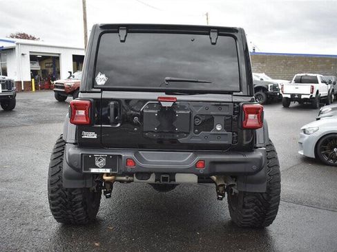 Used 2024 Jeep Wrangler Unlimited Rubicon 392 AWD/4WD image 4