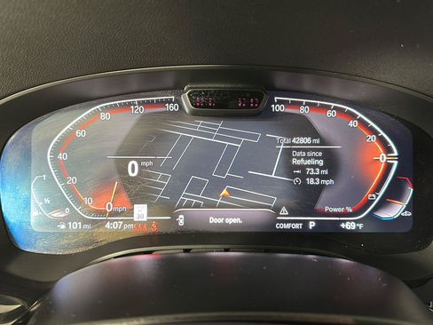 Used 2022 BMW 540i xDrive AWD/4WD image 17