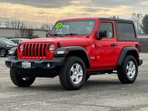 Used 2019 Jeep Wrangler Sport image 8