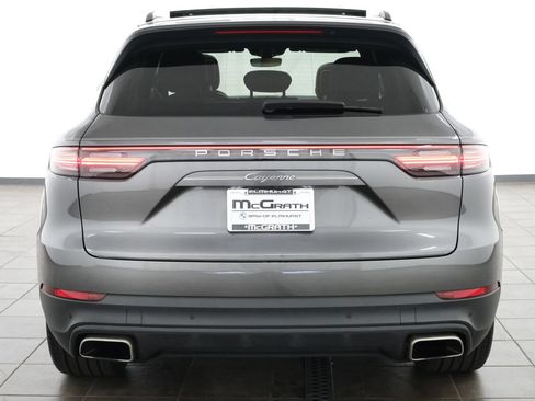 Used 2021 Porsche Cayenne AWD/4WD image 4