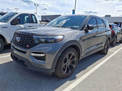 Certified 2021 Ford Explorer ST w/ Equipment Group 401A AWD/4WD image 3