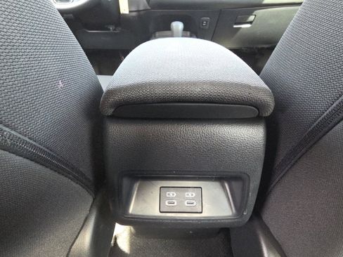 Used 2024 Toyota Corolla LE image 30