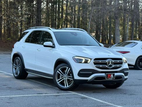 Used 2022 Mercedes-Benz GLE 350 4MATIC w/ Premium Package image 3