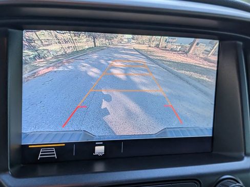 Used 2021 Chevrolet Colorado Z71 w/ Safety Package image 35