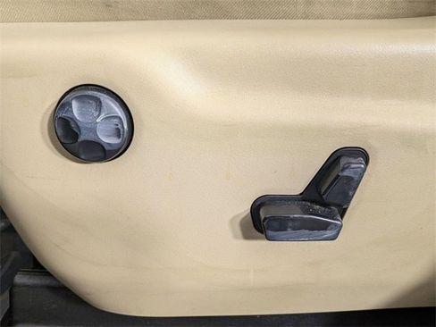 Used 2018 Jeep Grand Cherokee Limited w/ Luxury Group II image 7