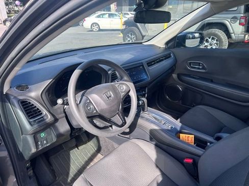 Used 2021 Honda HR-V EX image 10