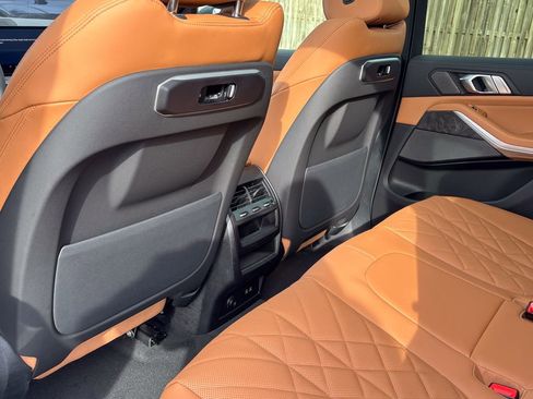 New 2026 BMW X5 xDrive50e image 29