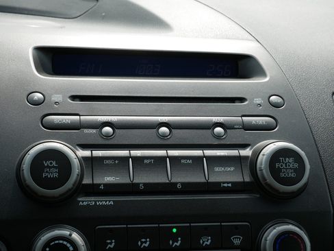 Used 2010 Honda Civic LX image 22