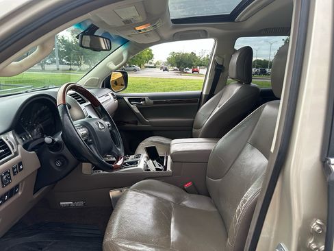 Used 2011 Lexus GX 460 Premium AWD/4WD image 18