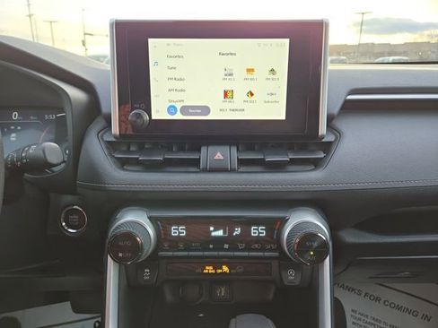 Used 2023 Toyota RAV4 XLE image 23