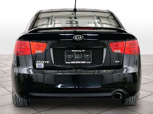 Used 2012 Kia Forte SX FWD image 4