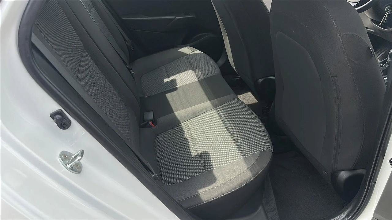Used 2020 Hyundai Accent SE FWD image 30