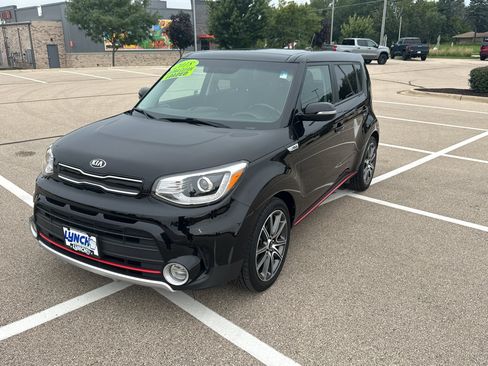 Used 2018 Kia Soul ! w/ Tech Package FWD image 13