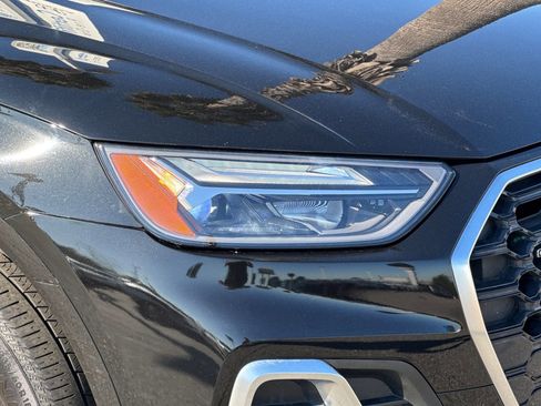 Used 2022 Audi Q5 2.0T Premium w/ Convenience Package image 10