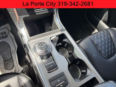 Used 2024 Ford Edge Titanium AWD/4WD image 13