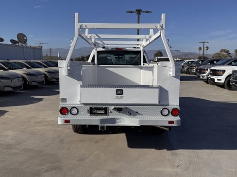 New 2025 Ford F250 XL w/ XL Chrome Package image 11