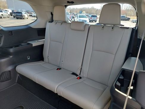 Used 2024 Toyota Grand Highlander Limited image 24