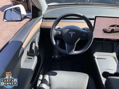 Used 2023 Tesla Model Y Long Range AWD/4WD image 39