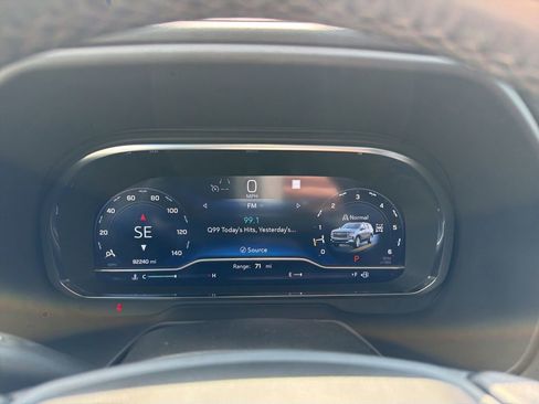 Used 2023 Chevrolet Tahoe High Country w/ Premium Package 2 image 29