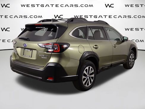 Used 2025 Subaru Outback Premium AWD/4WD image 44