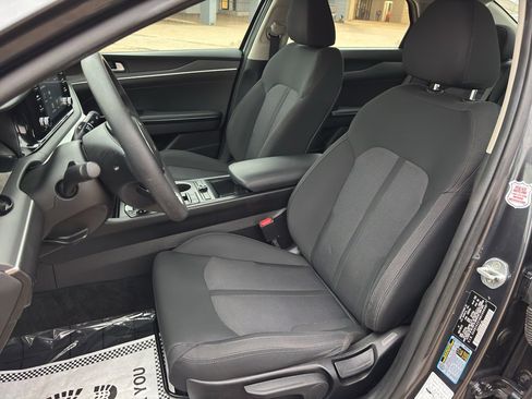 Used 2022 Kia K5 LXS image 38