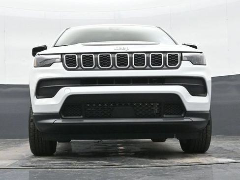 Used 2025 Jeep Compass Sport w/ Mopar Graphics Package AWD/4WD image 41