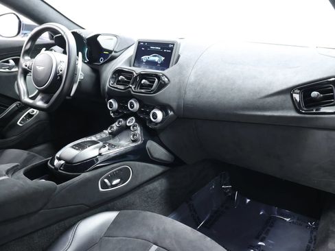 Used 2020 Aston Martin V8 Vantage Coupe RWD image 80