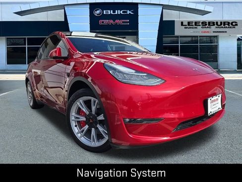 Used 2021 Tesla Model Y Long Range image 1